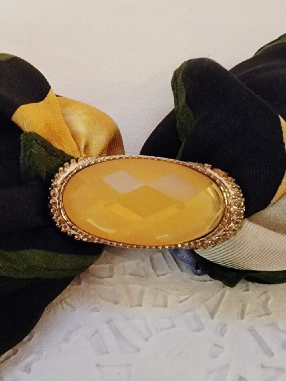Vintage Cabochon Scarf Slide Ring-Goldtone with large yellow/gold cabochon